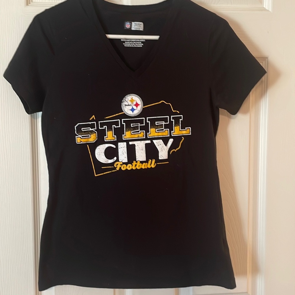 Pittsburgh Steelers v neck short sleeve tee Sz S - Picture 1 of 4
